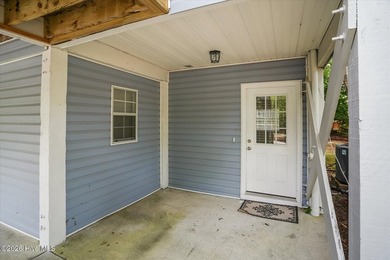 FULLY RENOVATED. SEPARATE SUITE. OVER 2,100 HEATED SQ FT. This - photo 29