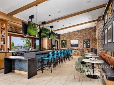 Stunning, light and bright single-level home in the gated 55+ - photo 45