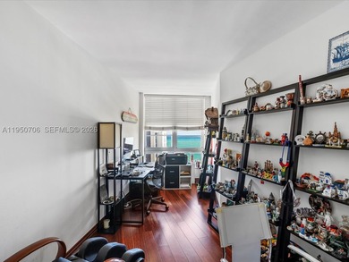 Penthouse-style living in the heart of Miami Beach, overlooking - photo 47