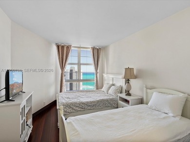 Penthouse-style living in the heart of Miami Beach, overlooking - photo 49