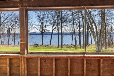 Set along 250 feet of rare, sandy shoreline on Lake Champlain - photo 10