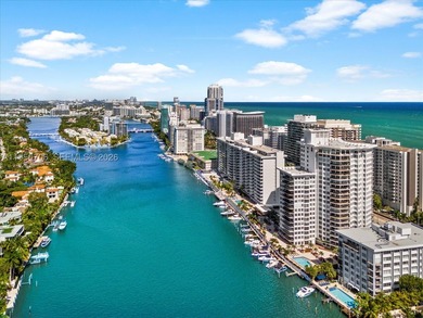 Penthouse-style living in the heart of Miami Beach, overlooking - photo 57