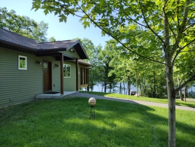 Lake Thompson Home For Sale in Rhinelander Wisconsin