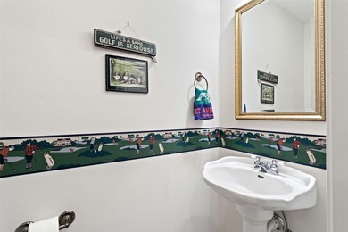 Custom-built, one owner home in beautiful Hideaway Lake, Texas - photo 7