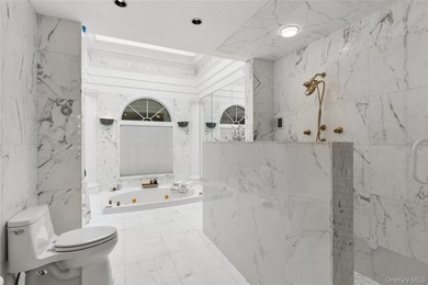 Sprawling Contemporary over 5,000 sf on a lot over 1 acre in - photo 25