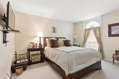 Sprawling Contemporary over 5,000 sf on a lot over 1 acre in - photo 26