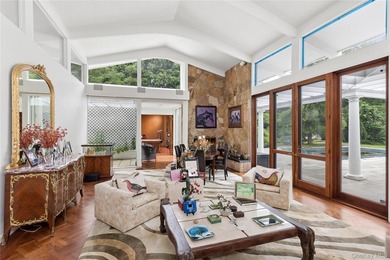 Sprawling Contemporary over 5,000 sf on a lot over 1 acre in - photo 30