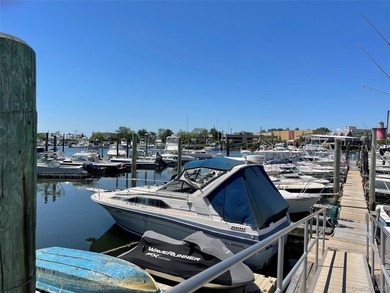 Rare waterfront opportunity in Gerritsen Beach! This unique - photo 1