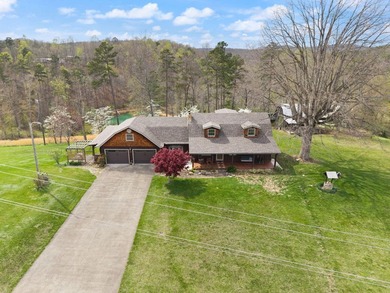 Tucked away in a private, peaceful setting, this one-of-a-kind - photo 9