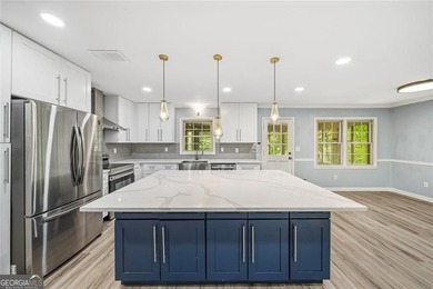 A beautifully maintained home with serene views of Canary Lake - photo 11