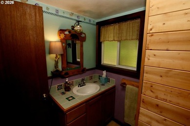 Welcome to this beautifully maintained and thoughtfully updated - photo 14