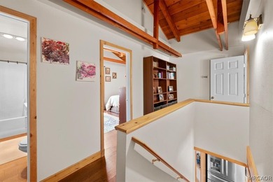 Well-maintained 3-bedroom, 2-bath home on a sprawling 7,500 sq - photo 17
