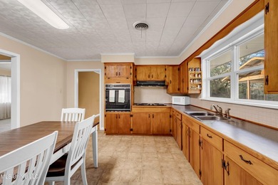 Excellent Potential in a Growing Ocean Springs Corridor! Located - photo 17