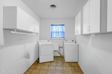 Excellent Potential in a Growing Ocean Springs Corridor! Located - photo 18