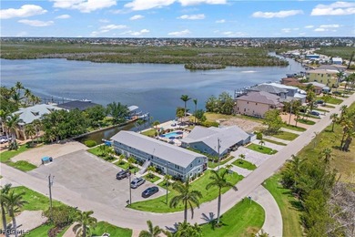 An amazing opportunity to own a unicorn property with SO much - photo 2