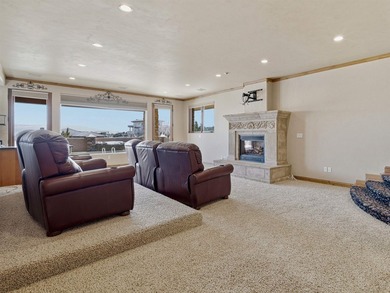 Huge price reduction as Seller has excluded the vacant lots on - photo 29
