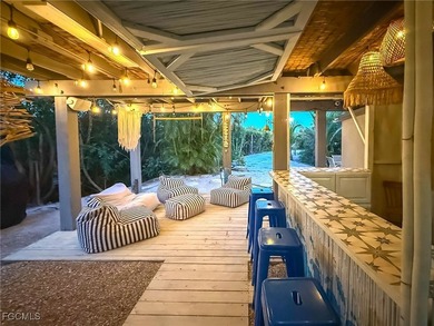 The perfect boater's retreat! This charming three-bedroom - photo 38