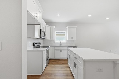 THIS CRAFTSMAN STYLE HOME WILL BE COMPLETED END OF AUGUST, the - photo 9
