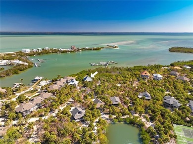 The perfect boater's retreat! This charming three-bedroom - photo 48