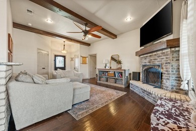 Welcome to this fantastic home located in Hillcrest Country Club - photo 6