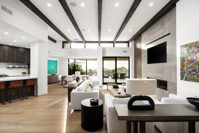 This exquisitely remodeled Apache Cottage captures the essence - photo 5
