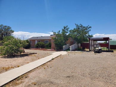 Enjoy country living with room to spread out on this 0.95-acre - photo 1