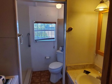 Enjoy country living with room to spread out on this 0.95-acre - photo 10