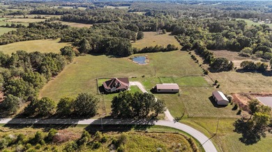 (private lake, pond, creek) Home For Sale in Seymour Missouri