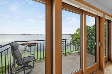 Lake Condo For Sale in Monona, Wisconsin