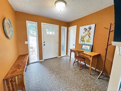 Lake View Living with Endless Possibilities! Located less than a - photo 3