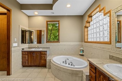 Located on one of Golfside's most desirable lots, this custom R - photo 14