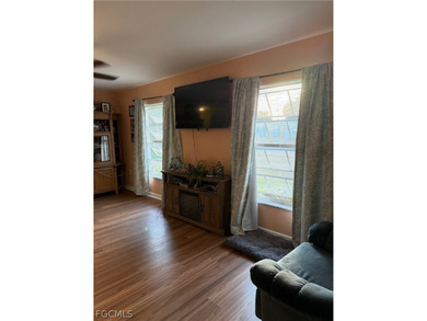 Welcome to this charming single-family home in Port Charlotte! - photo 8