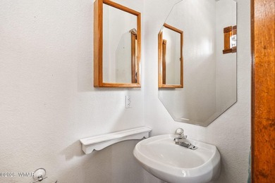 Charming Home with Great Potential in Country Club Manor! Wake - photo 19