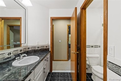Located on one of Golfside's most desirable lots, this custom R - photo 21
