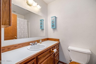 Charming Home with Great Potential in Country Club Manor! Wake - photo 25