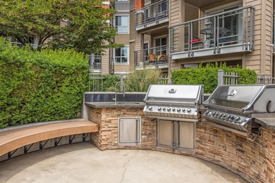 Enjoy sweeping vistas high above downtown Kelowna! This - photo 34