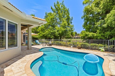 Welcome to this exceptional waterfront single-story residence - photo 39