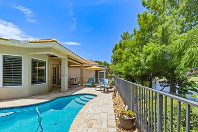 Welcome to this exceptional waterfront single-story residence - photo 41