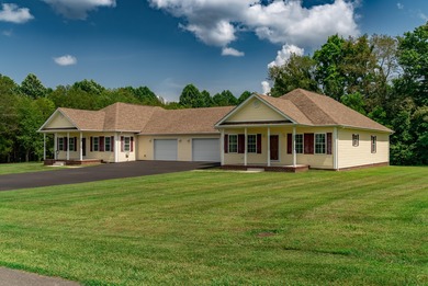 Lake Home For Sale in Jamestown, Kentucky