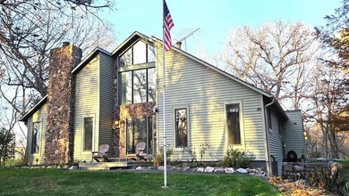 (private lake, pond, creek) Home Sale Pending in Rockford Illinois