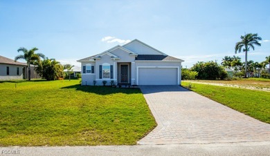 Cape Coral Lakes Area Home For Sale in Cape Coral Florida