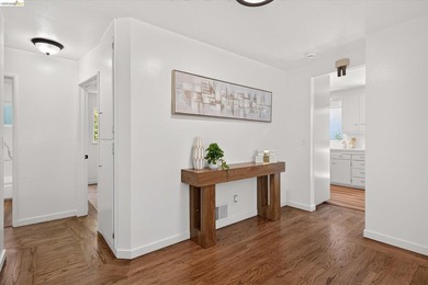 Welcome to 6138 Oakdale Avenue, located in the - photo 11