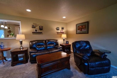 Charming 4 bed, 2 bath home offering 1,924 sqft of comfortable - photo 13