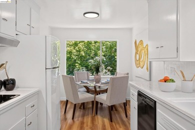 Welcome to 6138 Oakdale Avenue, located in the - photo 14