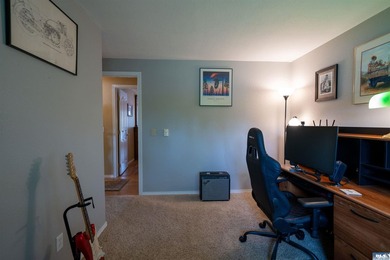Charming 4 bed, 2 bath home offering 1,924 sqft of comfortable - photo 22
