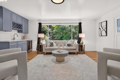 Welcome to 6138 Oakdale Avenue, located in the - photo 23