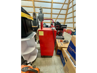 THIS IS AN AUCTION. ADVERTISED PRICE FOR MARKETING PURPOSES ONLY - photo 28