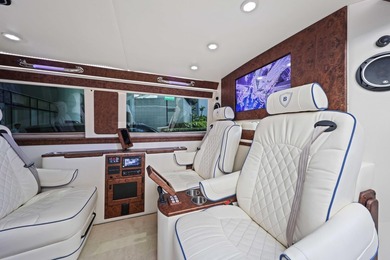DIRECT WATERFRONT at The Bristol, showcasing breathtaking - photo 37
