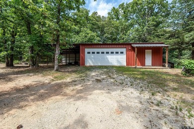 Looking for acreage, a shop, and a move-in ready home in Lindale - photo 3