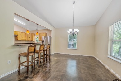 Looking for acreage, a shop, and a move-in ready home in Lindale - photo 7